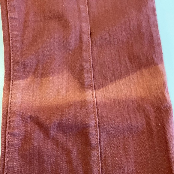 Forever 21 Highwaist Flare Leg Maroon Jeans Double Button Front Faded Spot Sz 26 - Picture 10 of 14
